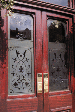 macal glass decor 700 - door (usa) 250 pix.gif