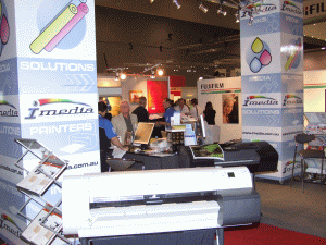 imedia 300.gif