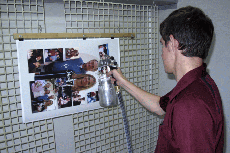 Spraybooth.gif