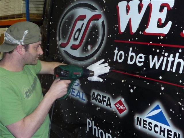 van_morris_applying.jpg