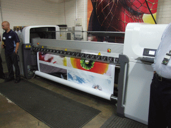 the_l65500_latex_machine.gif