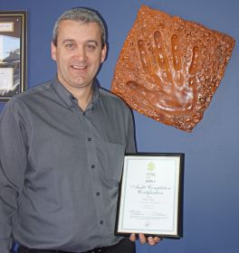 Graham_Jamieson_with_diploma_sml_medium
