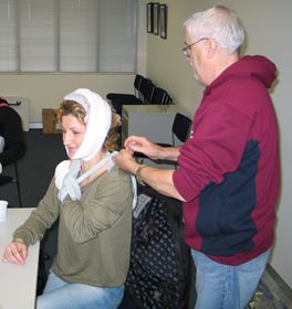 First_aid_June_2011_002_bandaging_medium