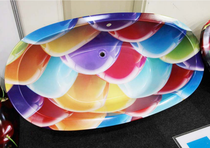 Bath tub 1