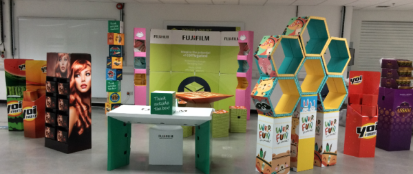 FF corrugated popup shop 002