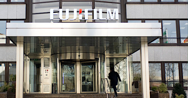 sharing thumb ff europe