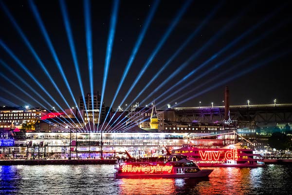 VividSydney2018 CircularQuay Skylark CREDITDestinationNSW KM 0515