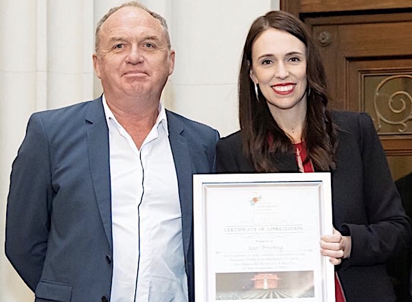 fred soar receives award from PM 2018