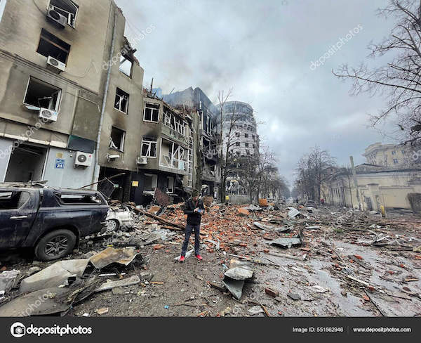 man standing on the street in Kharkiv Ukraine. War in Ukraine depositphotos 551562946 stock photo march 2022 man standing street