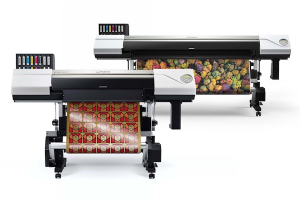 The VersaUV LEC2 330_640 print and cut solutions.jpg