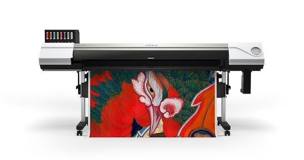 VersaUV LEC2-640 UV Printer Cutter.jpg