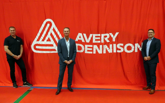 Avery Trio red curtain
