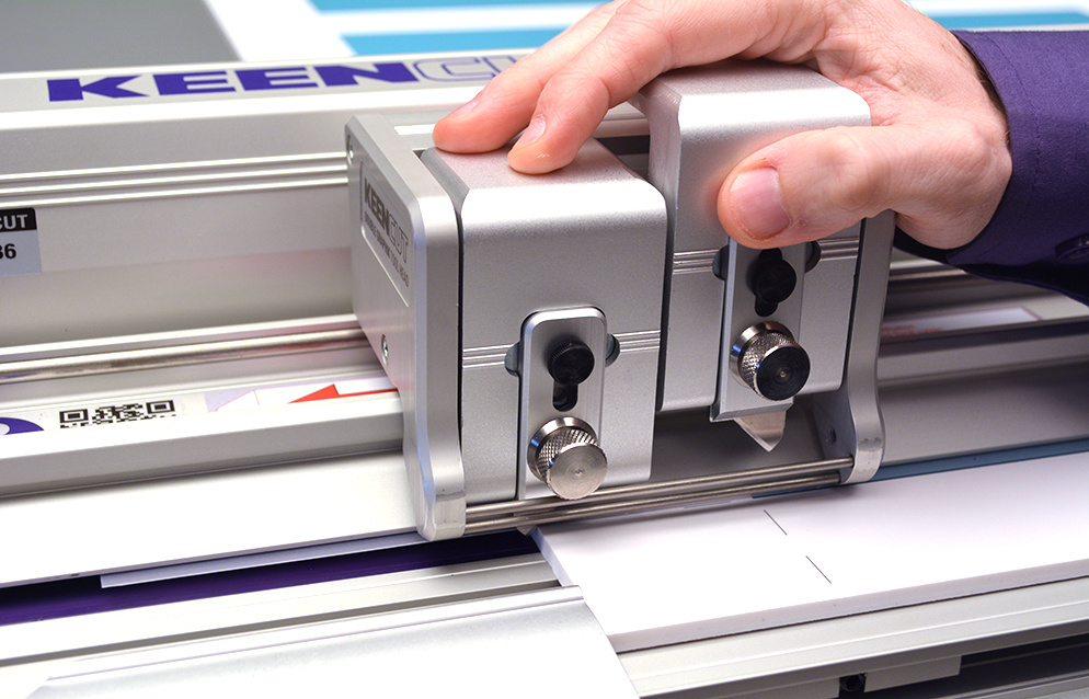 Starleaton BM Double Graphik tool head in use.png
