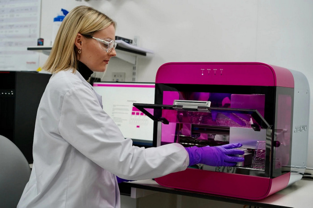 Inventia bioprinter