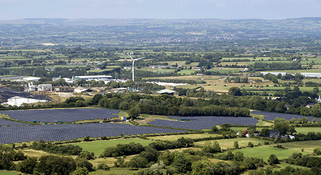 BrettMartin solarfarmaerial 16764