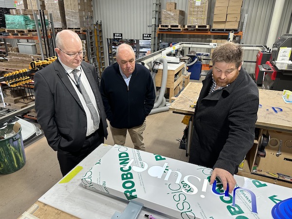 Chris_Hudson_-_left_-_and_Philip_Clarke_with_Mick_Harrold_-_right.jpg