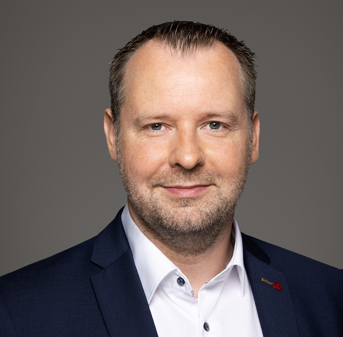 Dr Jonas Kolsch