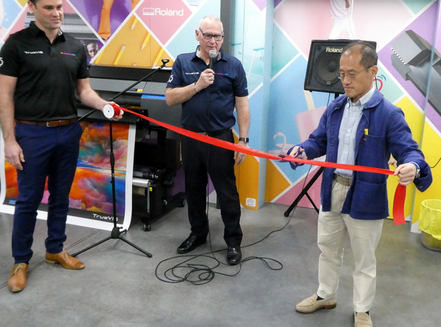Roland Melb Greg Shane Charles ribboncutting